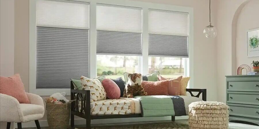 how do day and night blinds work